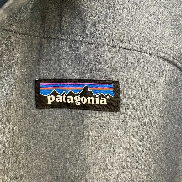Patagonia Grey Hooded Jacket - Picture 2 of 6